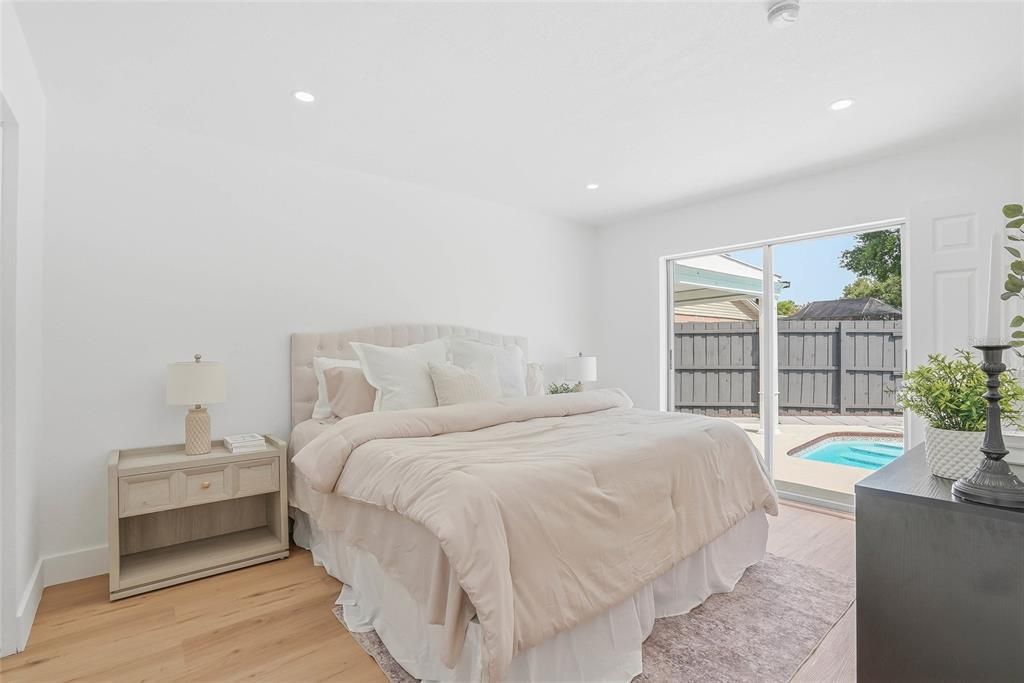 Activo con contrato: $499,900 (4 camas, 2 baños, 1419 Pies cuadrados)