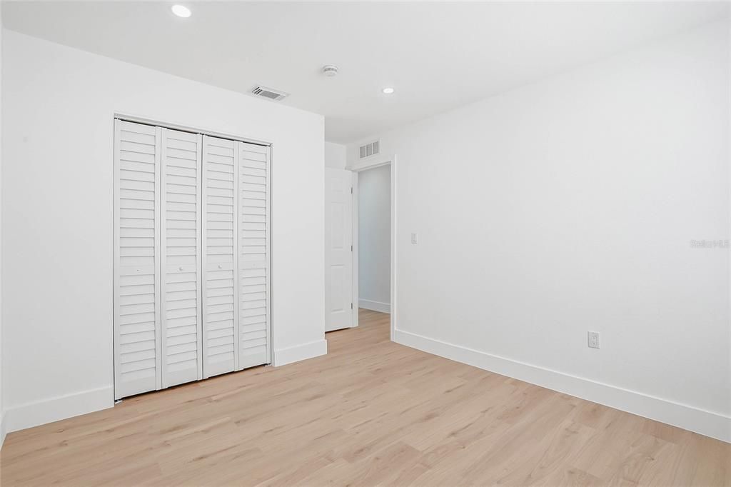 Activo con contrato: $499,900 (4 camas, 2 baños, 1419 Pies cuadrados)
