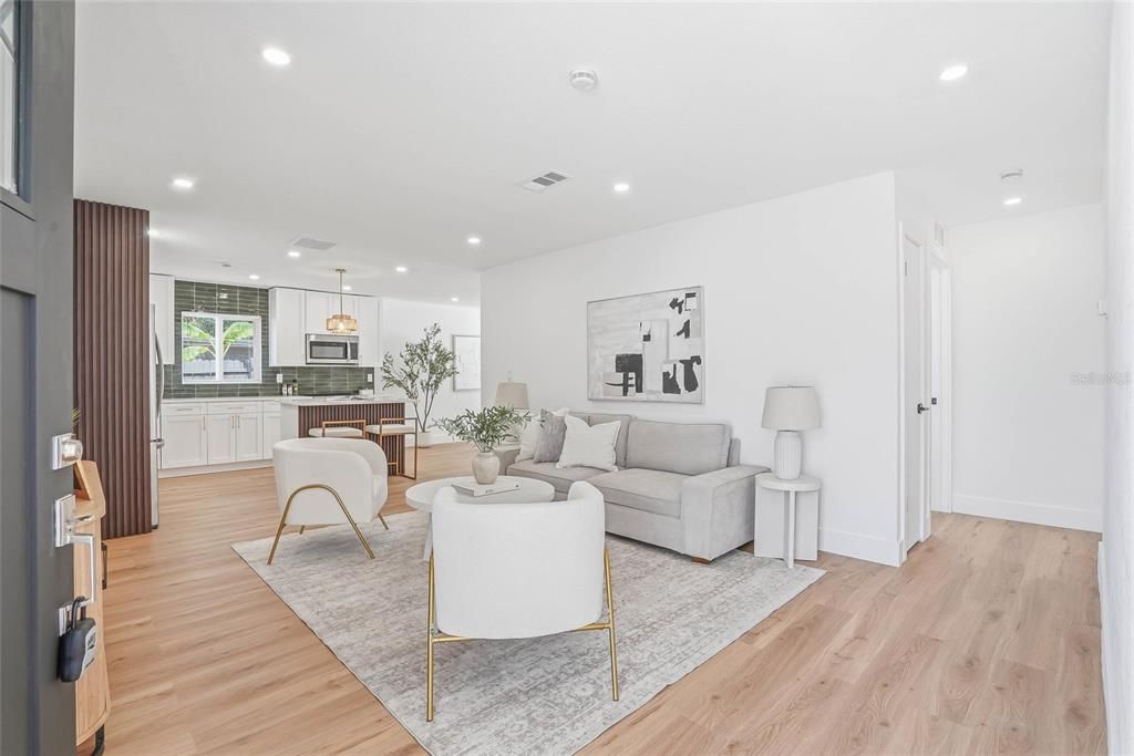 Activo con contrato: $499,900 (4 camas, 2 baños, 1419 Pies cuadrados)