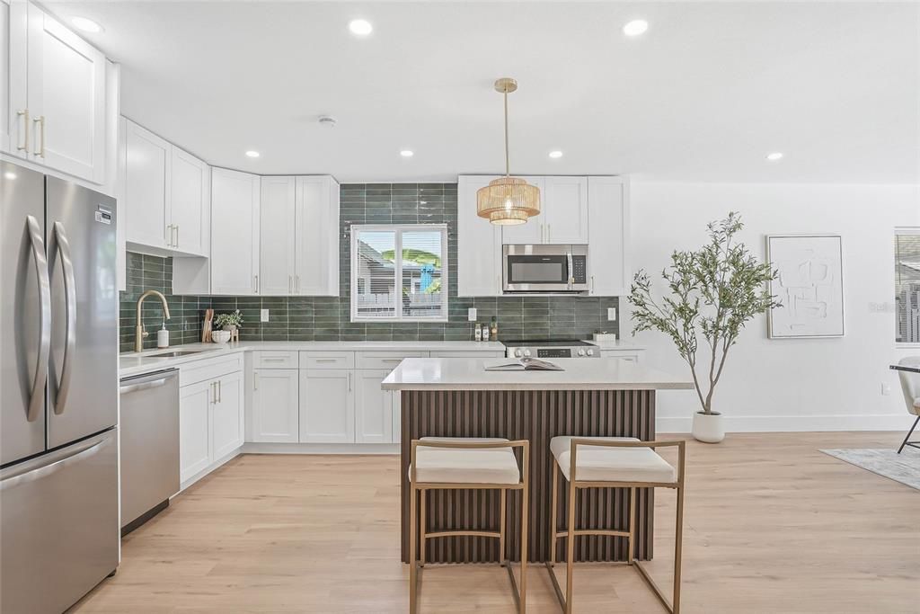 Activo con contrato: $499,900 (4 camas, 2 baños, 1419 Pies cuadrados)