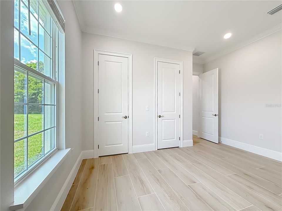 For Sale: $554,900 (4 beds, 3 baths, 2480 Square Feet)