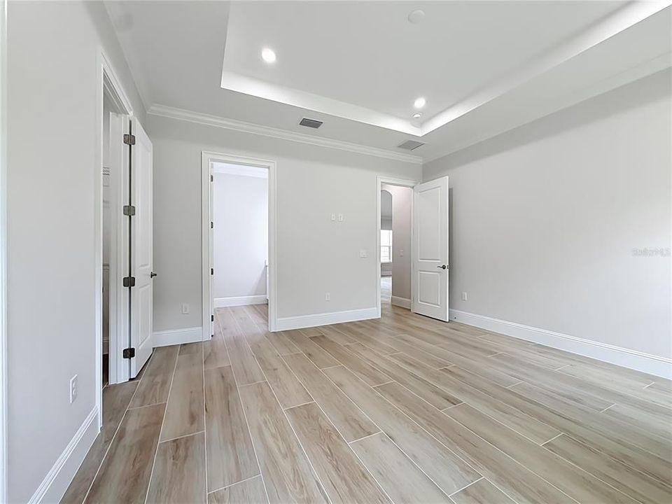 For Sale: $554,900 (4 beds, 3 baths, 2480 Square Feet)