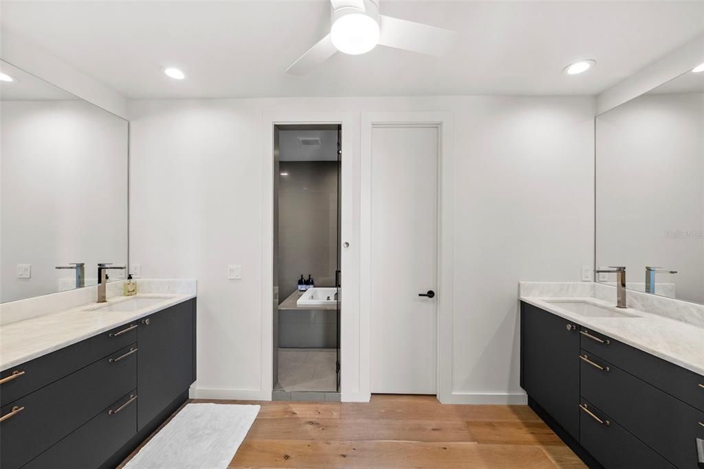 En Venta: $3,799,000 (4 camas, 4 baños, 3524 Pies cuadrados)