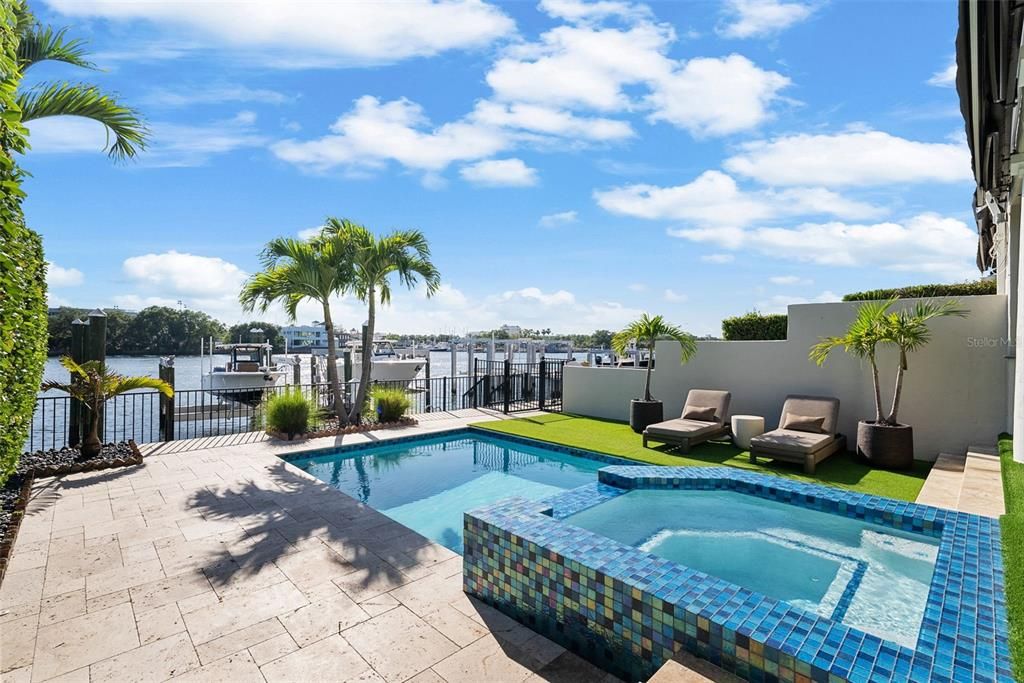 En Venta: $3,799,000 (4 camas, 4 baños, 3524 Pies cuadrados)