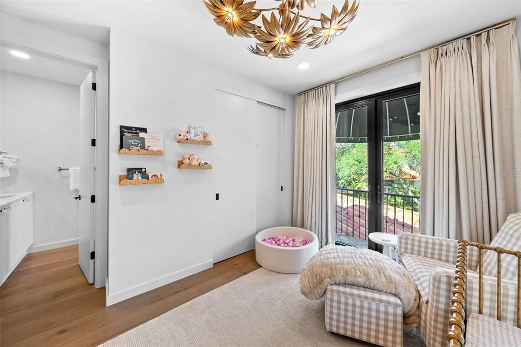 En Venta: $3,799,000 (4 camas, 4 baños, 3524 Pies cuadrados)