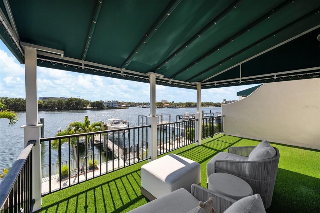 En Venta: $3,799,000 (4 camas, 4 baños, 3524 Pies cuadrados)