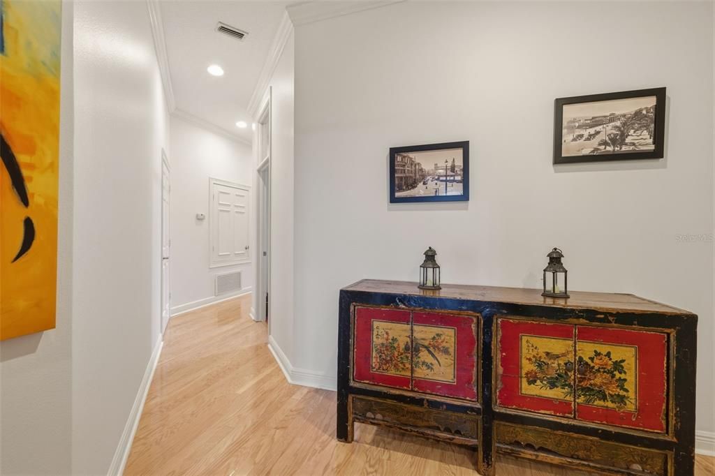 En Venta: $649,000 (3 camas, 3 baños, 2942 Pies cuadrados)