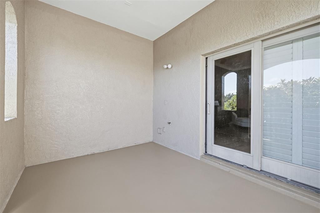 En Venta: $649,000 (3 camas, 3 baños, 2942 Pies cuadrados)