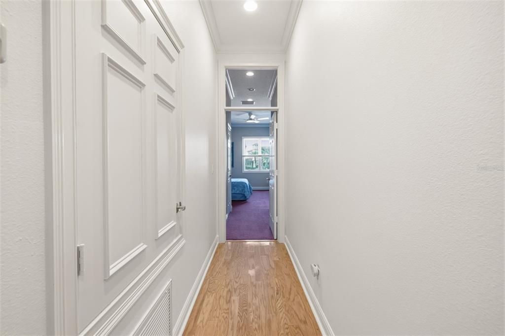 En Venta: $649,000 (3 camas, 3 baños, 2942 Pies cuadrados)