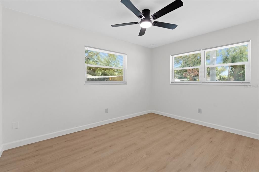 Active With Contract: $429,000 (4 beds, 2 baths, 1805 Square Feet)