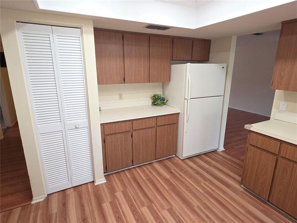 For Sale: $289,900 (3 beds, 2 baths, 1732 Square Feet)