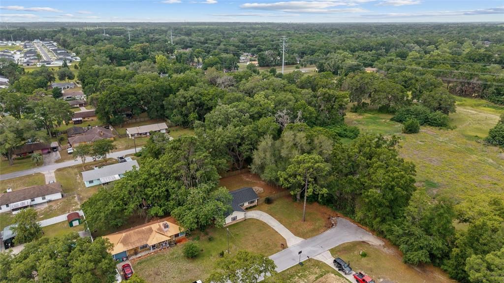 Activo con contrato: $245,000 (4 camas, 2 baños, 1454 Pies cuadrados)