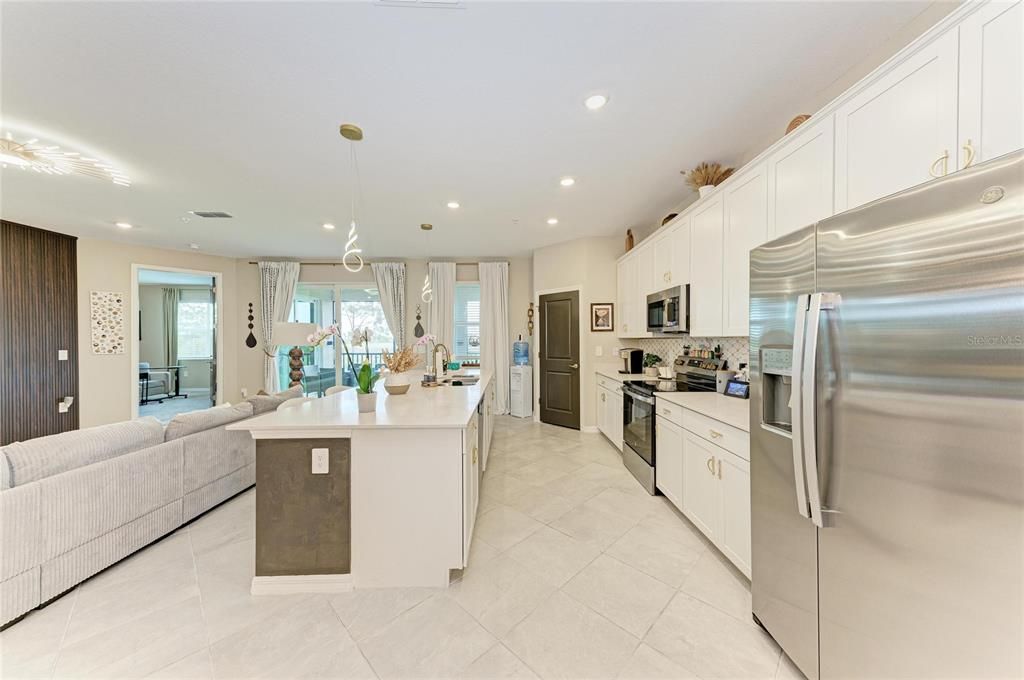 For Rent: $4,000 (3 beds, 2 baths, 2291 Square Feet)