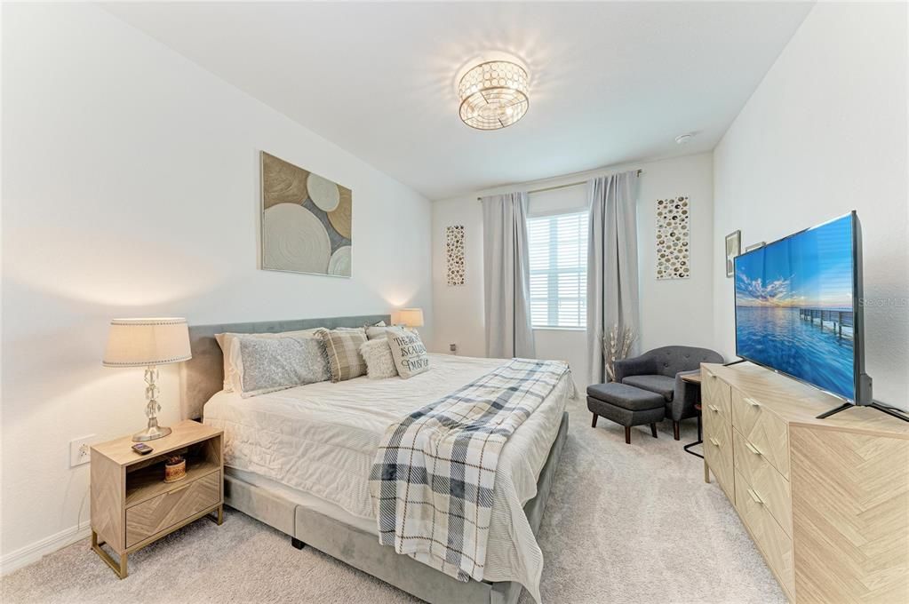 For Rent: $4,000 (3 beds, 2 baths, 2291 Square Feet)