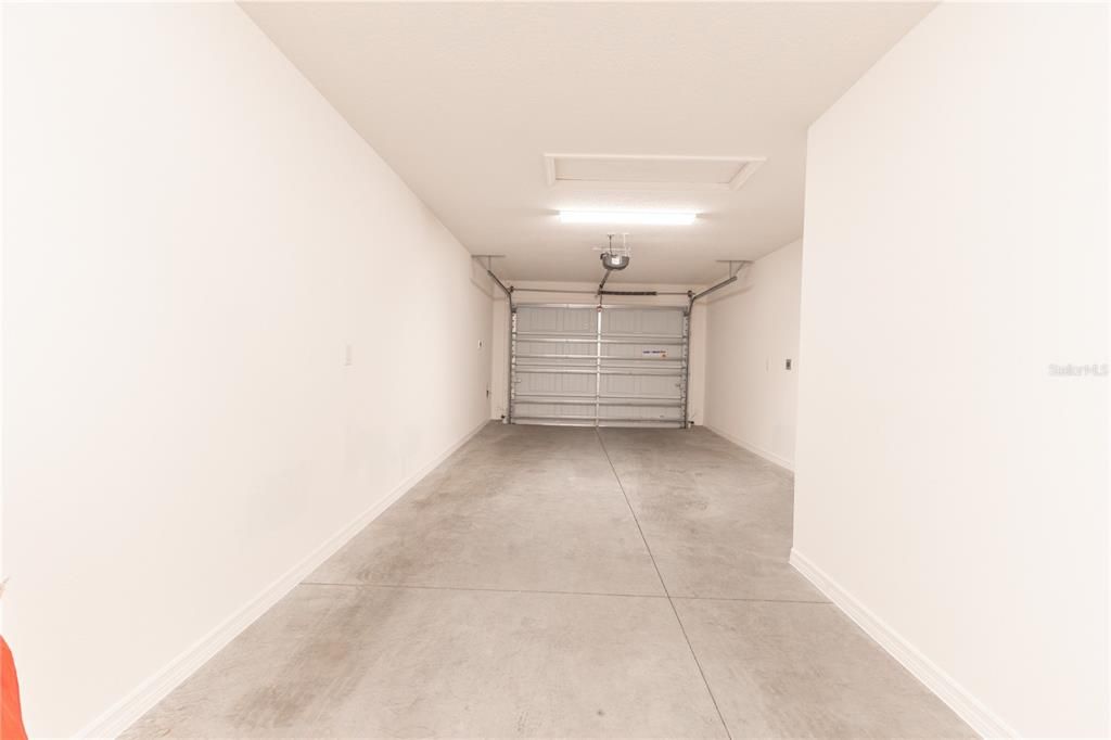 For Rent: $1,700 (2 beds, 2 baths, 984 Square Feet)