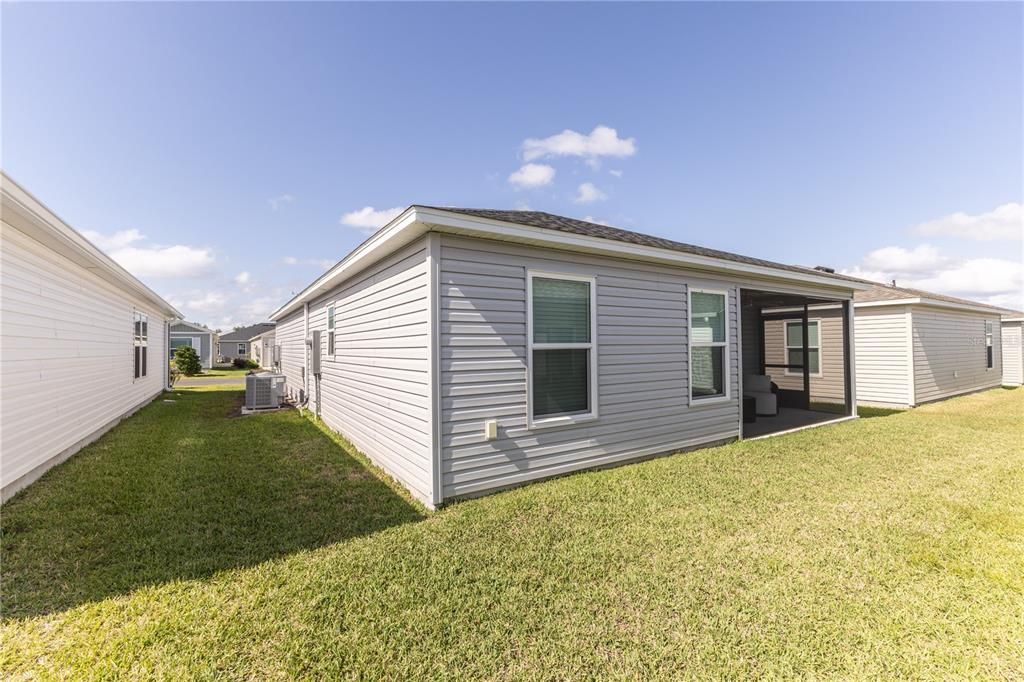For Rent: $1,700 (2 beds, 2 baths, 984 Square Feet)