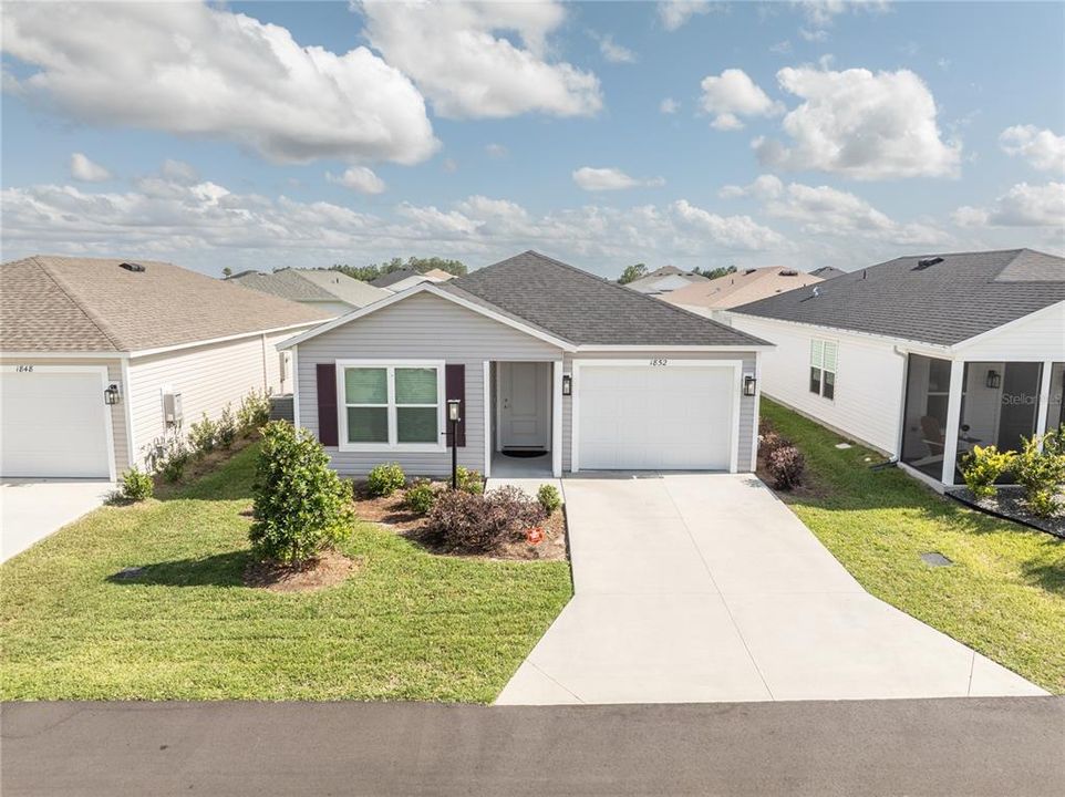 For Rent: $1,700 (2 beds, 2 baths, 984 Square Feet)