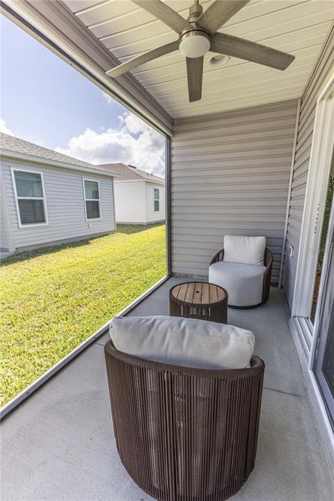 For Rent: $1,700 (2 beds, 2 baths, 984 Square Feet)