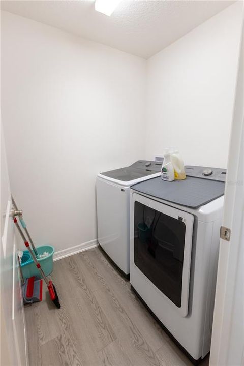 For Rent: $1,700 (2 beds, 2 baths, 984 Square Feet)