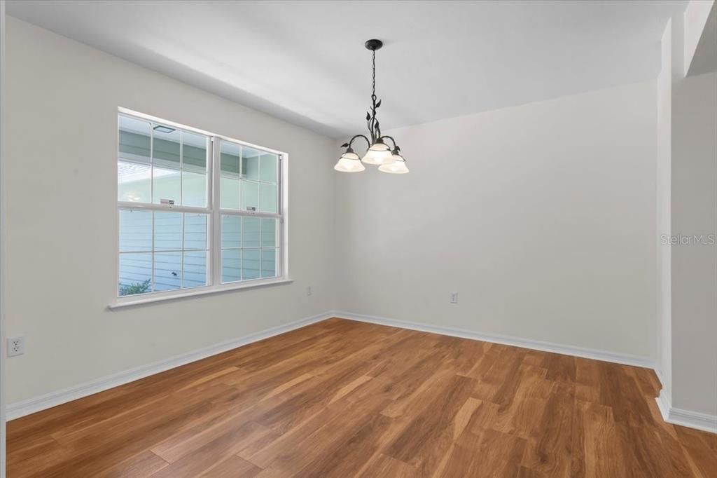 En Venta: $415,000 (3 camas, 2 baños, 1946 Pies cuadrados)