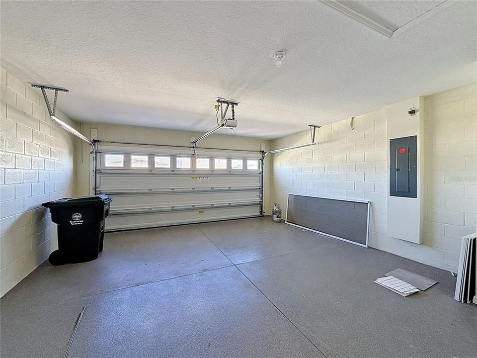 For Rent: $2,250 (4 beds, 2 baths, 1600 Square Feet)