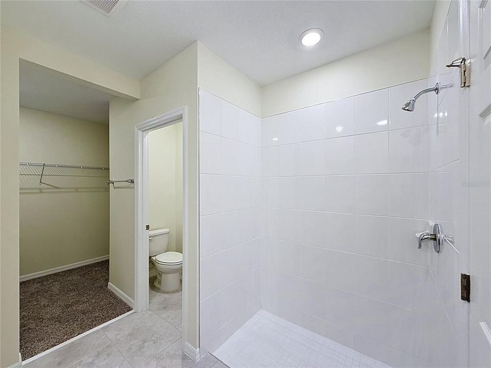 For Rent: $2,250 (4 beds, 2 baths, 1600 Square Feet)