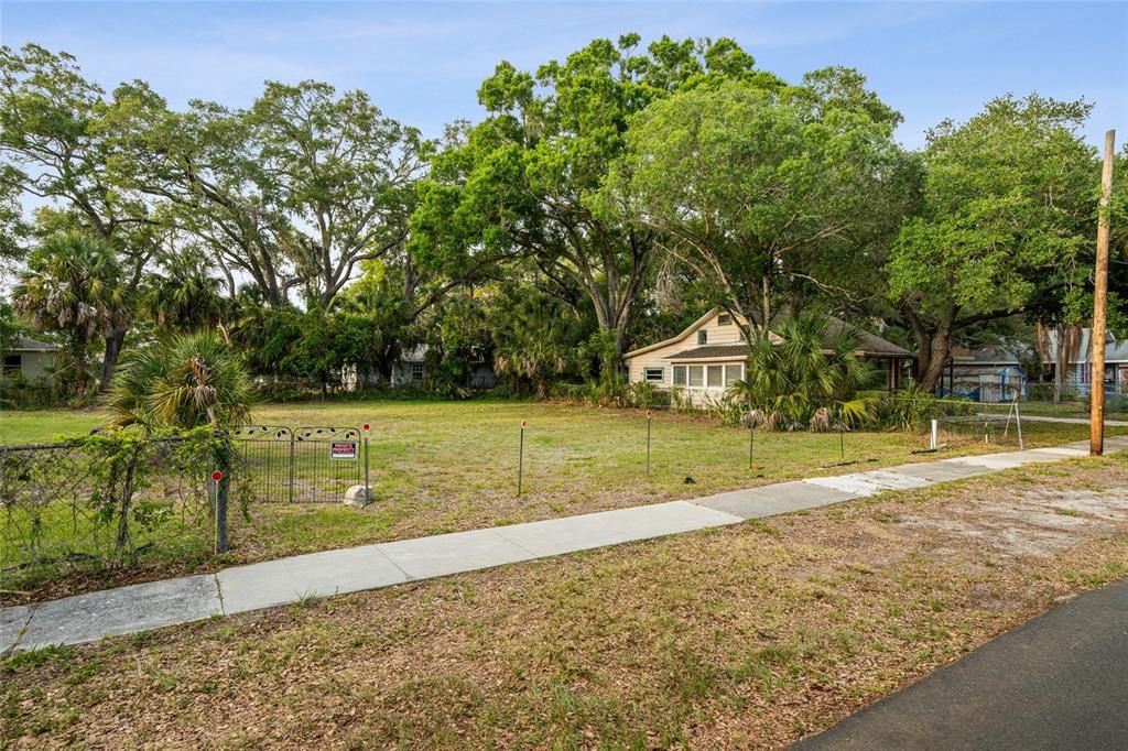 For Sale: $130,000 (0.17 acres)