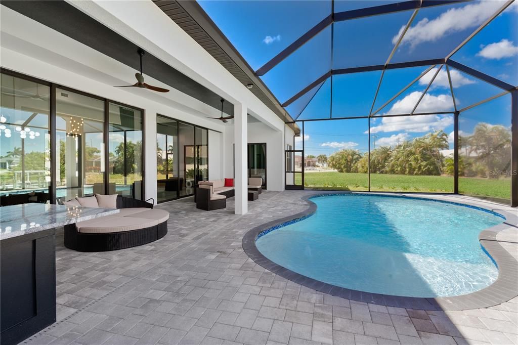 For Sale: $1,339,000 (4 beds, 3 baths, 2405 Square Feet)