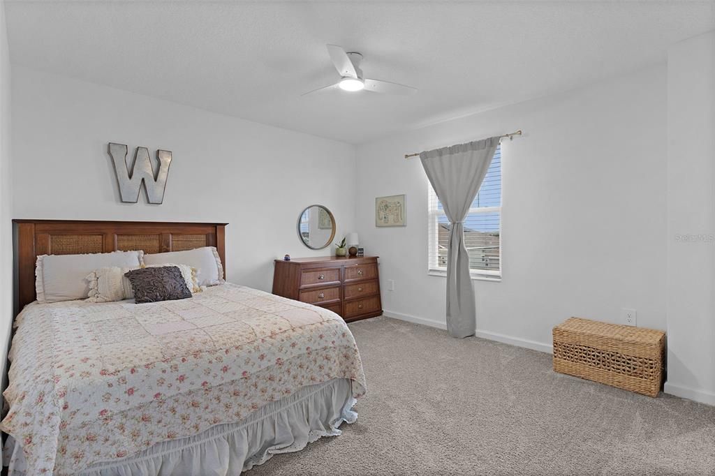 Active With Contract: $469,000 (4 beds, 2 baths, 2584 Square Feet)