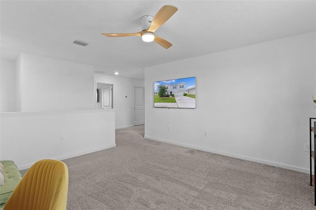 Active With Contract: $469,000 (4 beds, 2 baths, 2584 Square Feet)