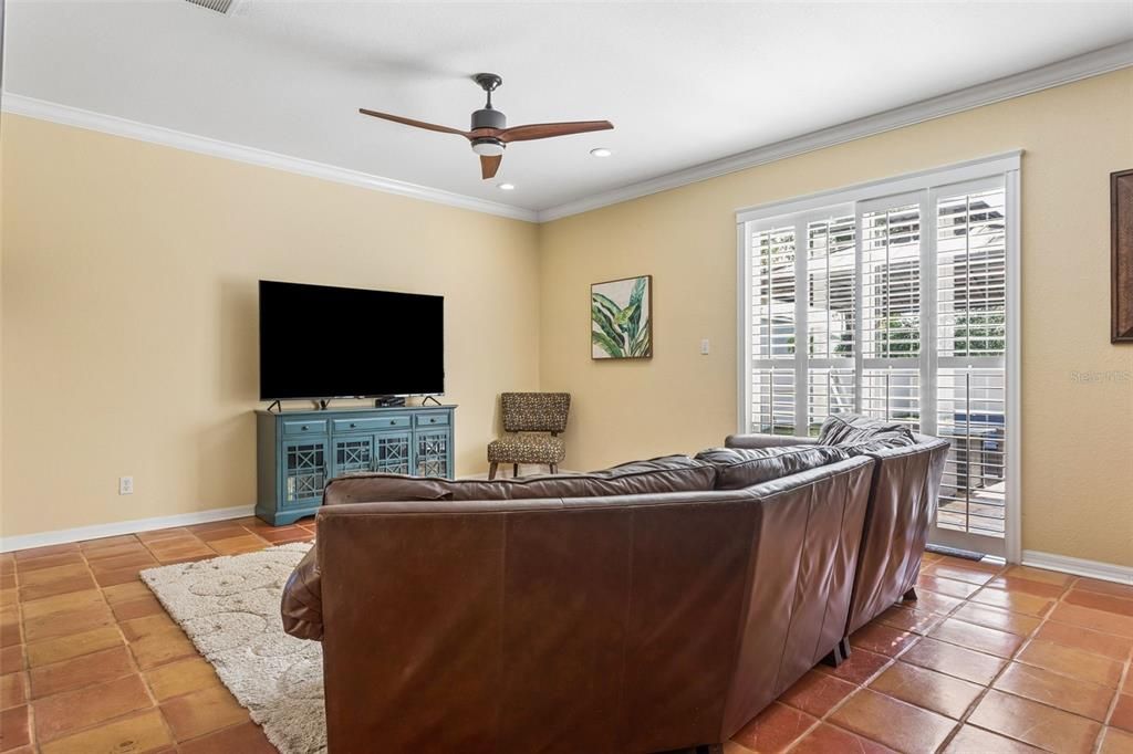 Active With Contract: $875,000 (4 beds, 2 baths, 2512 Square Feet)