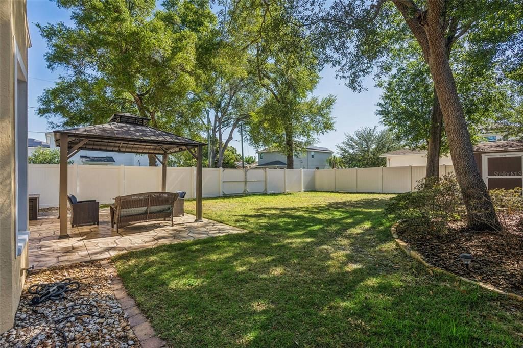 Active With Contract: $875,000 (4 beds, 2 baths, 2512 Square Feet)