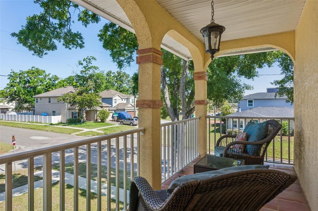 Active With Contract: $875,000 (4 beds, 2 baths, 2512 Square Feet)
