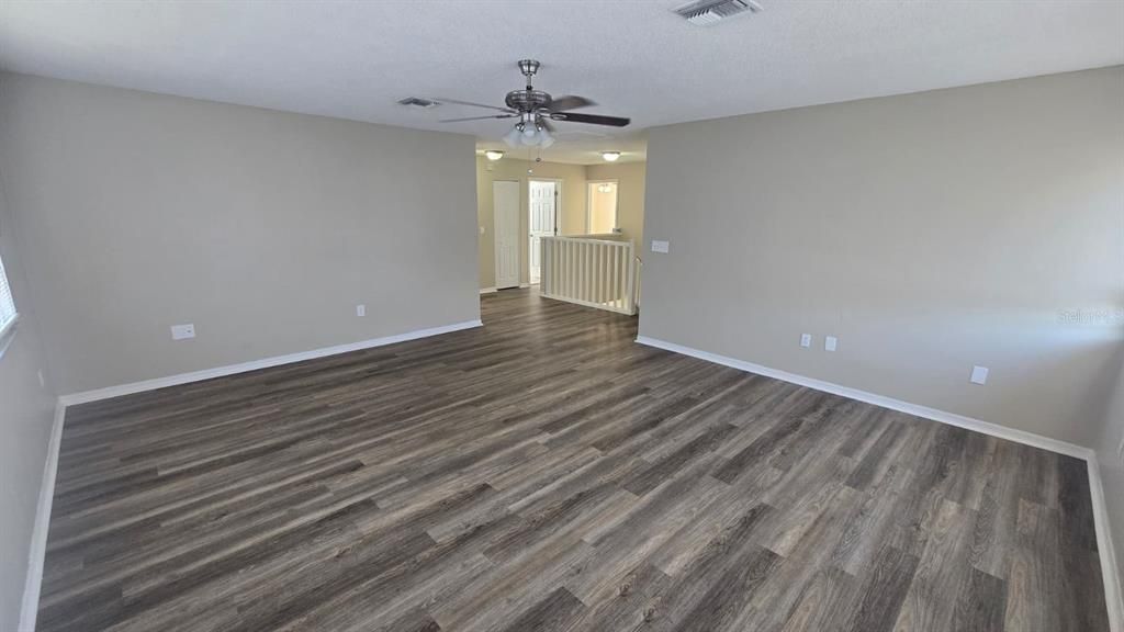 Active With Contract: $299,000 (3 beds, 2 baths, 2424 Square Feet)