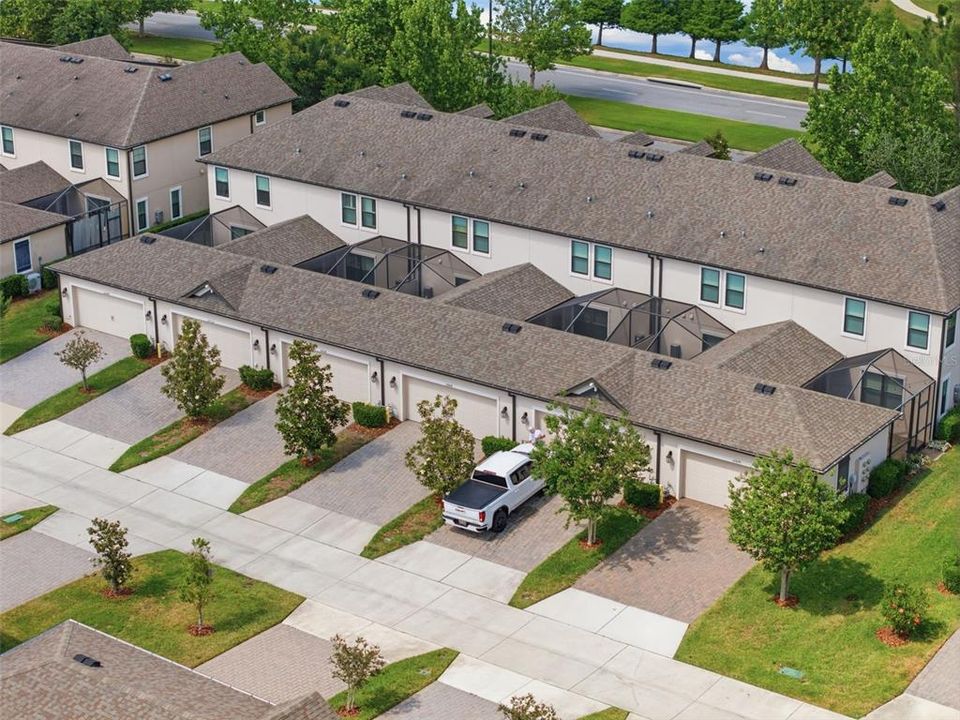Под контрактом: $365,000 (3 спален, 2 ванн, 1713 Квадратных фут)