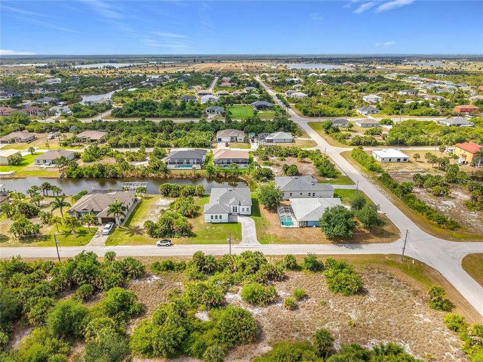 For Sale: $950,000 (4 beds, 3 baths, 2346 Square Feet)