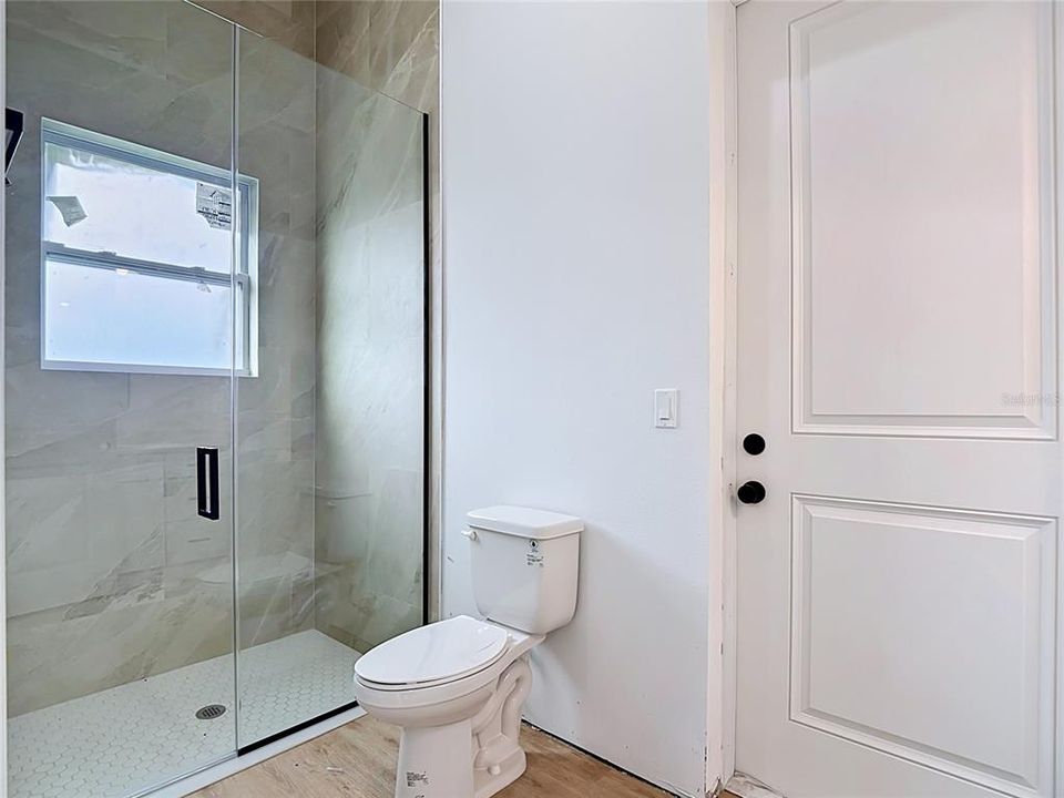 For Sale: $950,000 (4 beds, 3 baths, 2346 Square Feet)