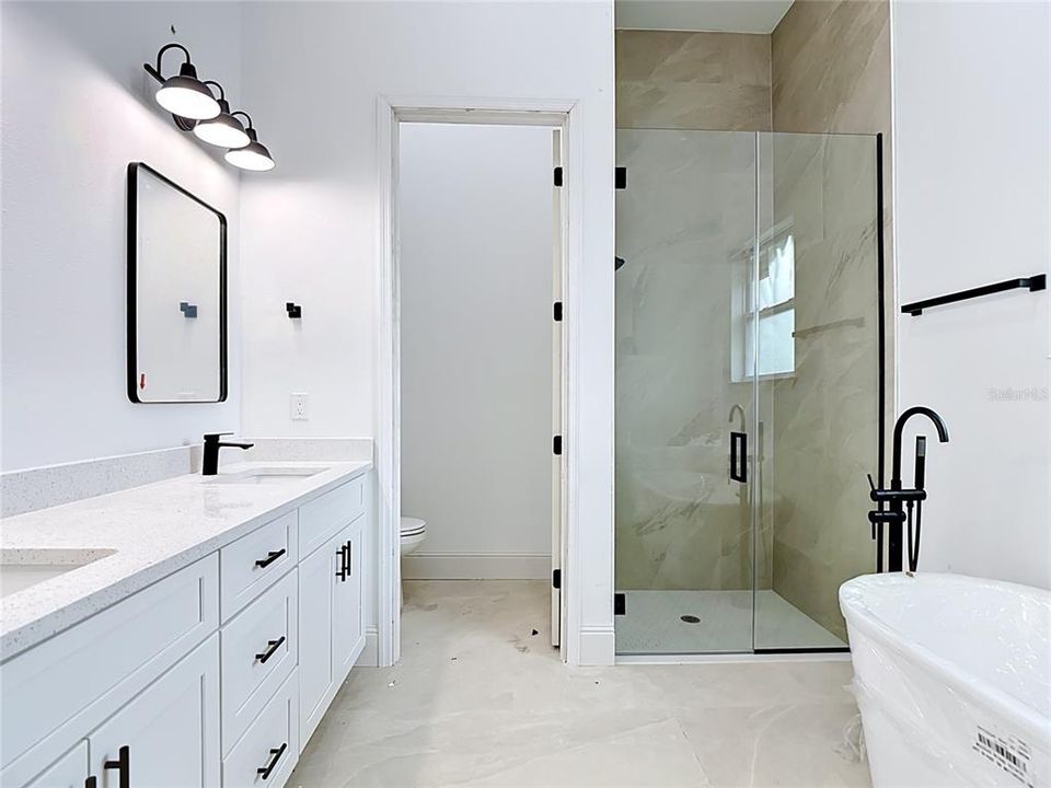 For Sale: $950,000 (4 beds, 3 baths, 2346 Square Feet)