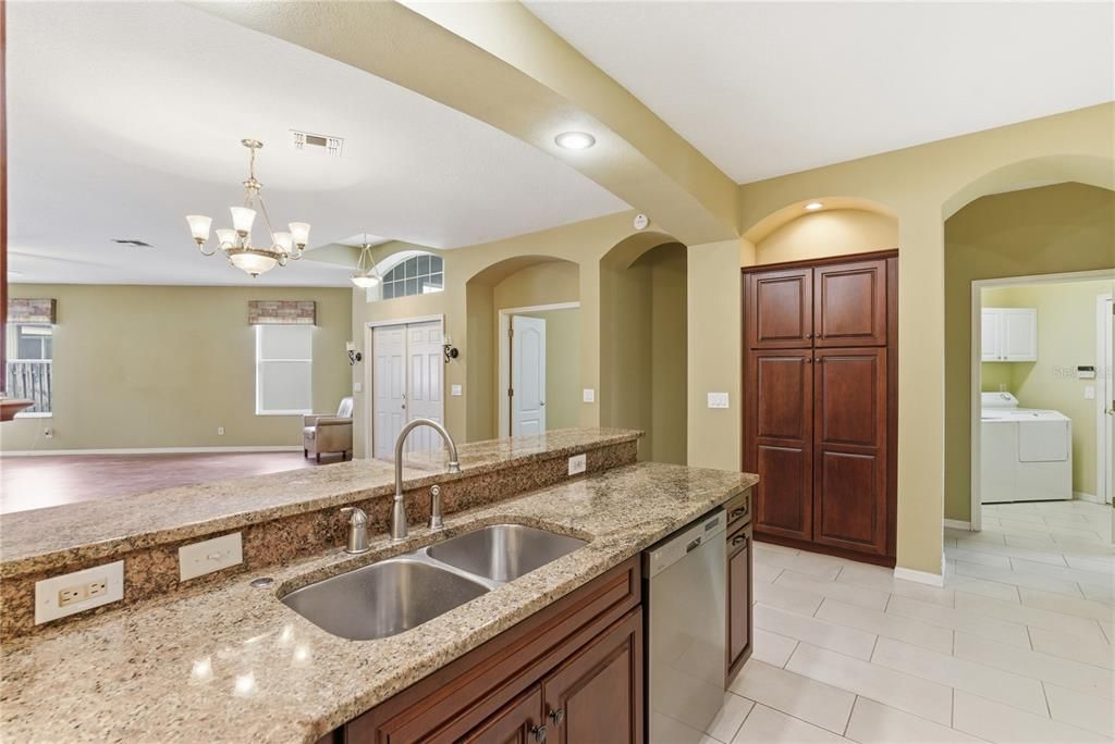 Active With Contract: $309,900 (3 beds, 2 baths, 2054 Square Feet)