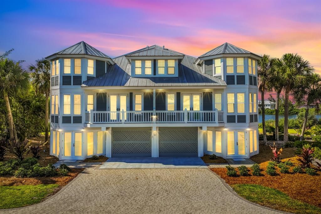 For Sale: $4,750,000 (5 beds, 6 baths, 5064 Square Feet)