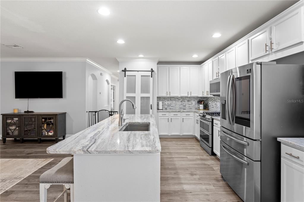Active With Contract: $599,000 (4 beds, 3 baths, 3140 Square Feet)
