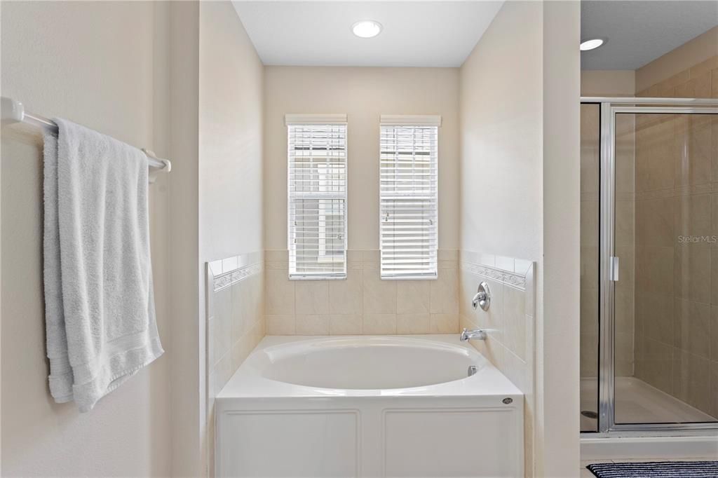 Active With Contract: $599,000 (4 beds, 3 baths, 3140 Square Feet)