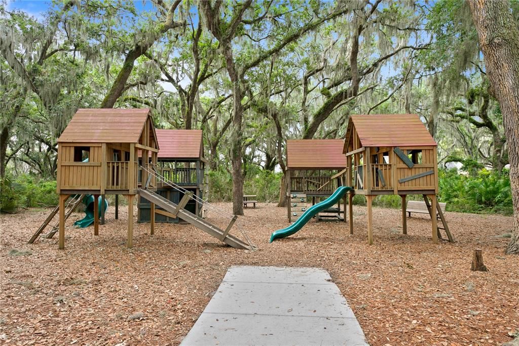 Active With Contract: $599,000 (4 beds, 3 baths, 3140 Square Feet)