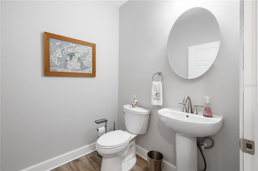 For Sale: $525,000 (3 beds, 2 baths, 2190 Square Feet)