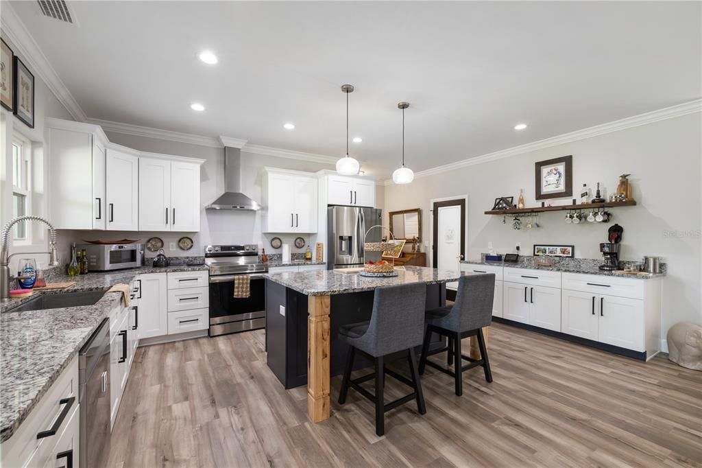 For Sale: $525,000 (3 beds, 2 baths, 2190 Square Feet)