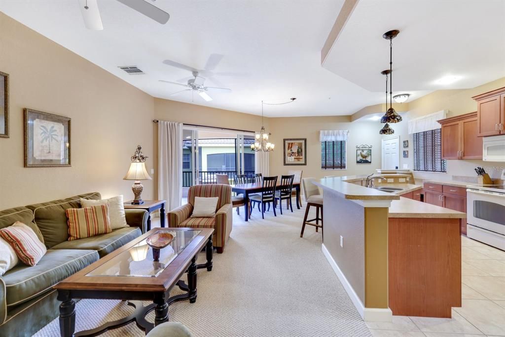 For Sale: $425,000 (3 beds, 2 baths, 1612 Square Feet)