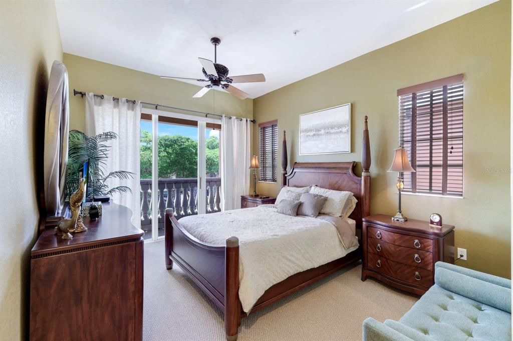 For Sale: $425,000 (3 beds, 2 baths, 1612 Square Feet)