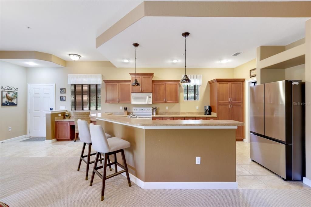 For Sale: $425,000 (3 beds, 2 baths, 1612 Square Feet)