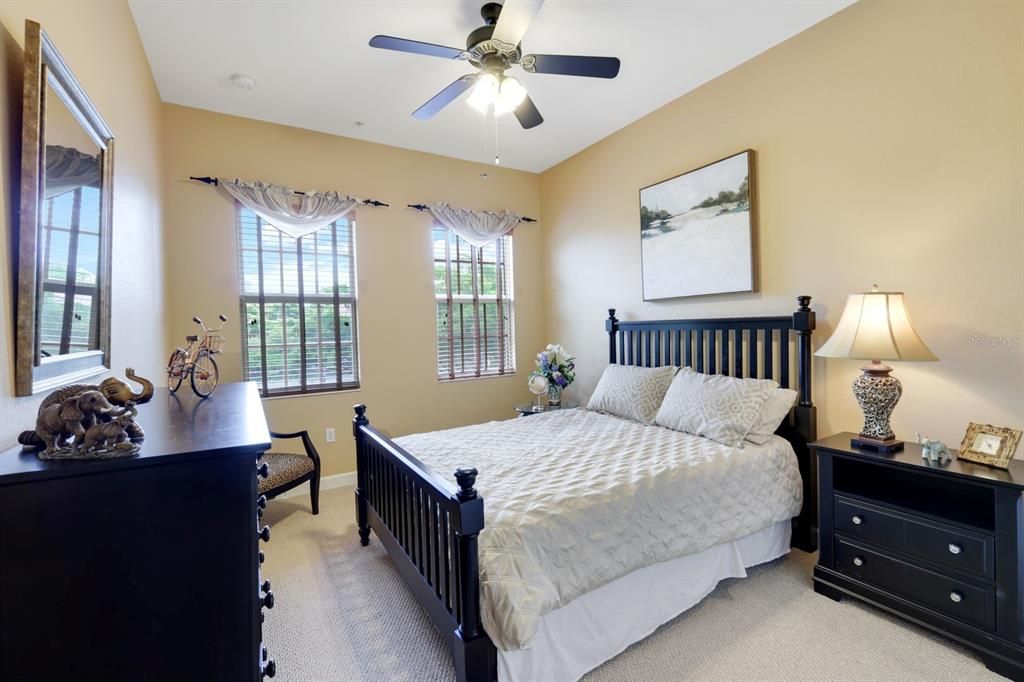 For Sale: $425,000 (3 beds, 2 baths, 1612 Square Feet)