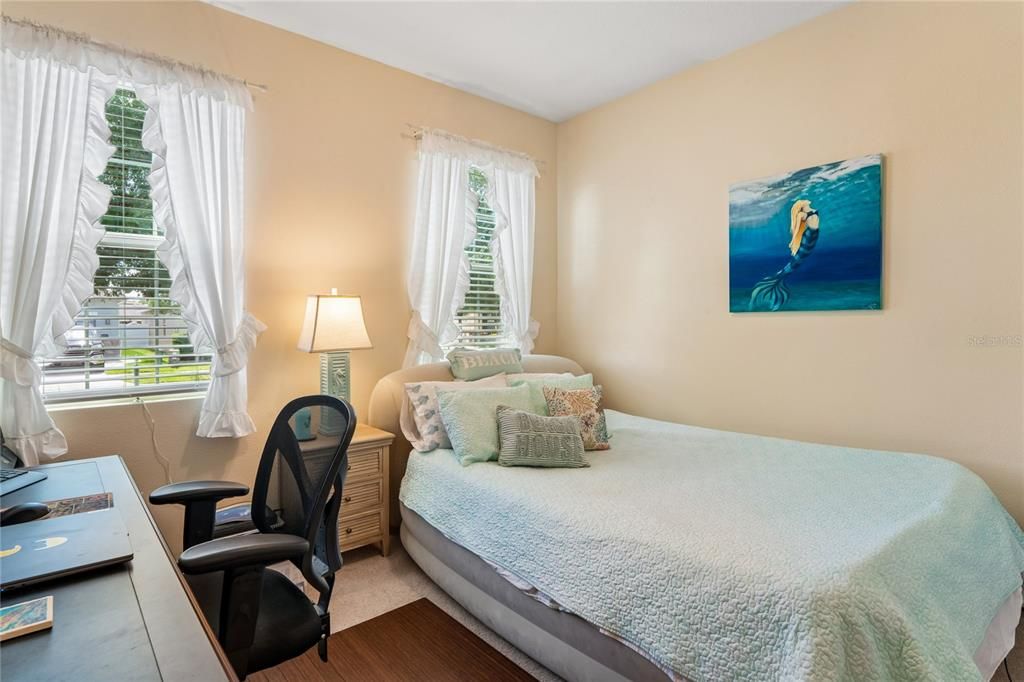 En Venta: $390,000 (4 camas, 2 baños, 2078 Pies cuadrados)